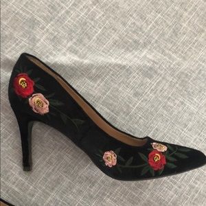 Black Velvet Heels with Floral Embroidery